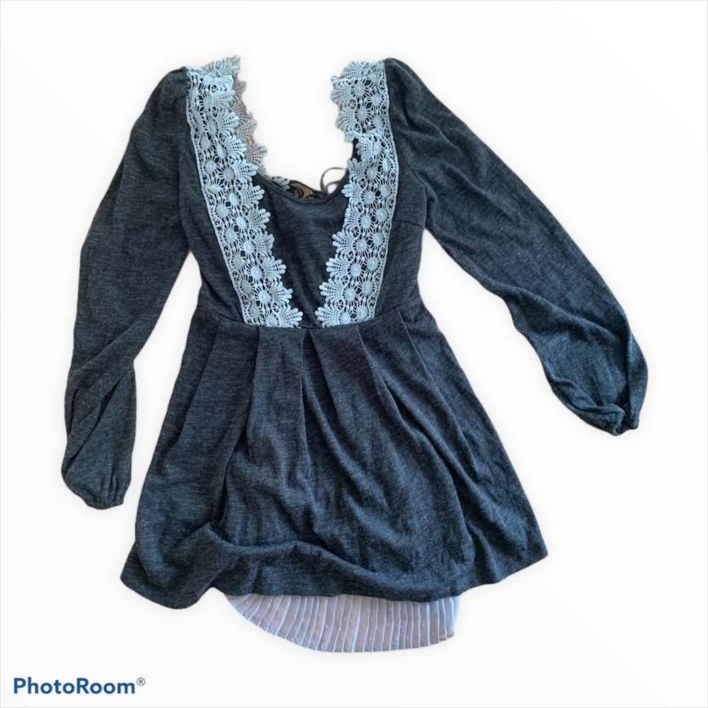 Ryu Lace Long Sleeve Top NWOT